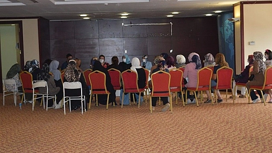 Elazığ'dan afet bölgelerine yardım