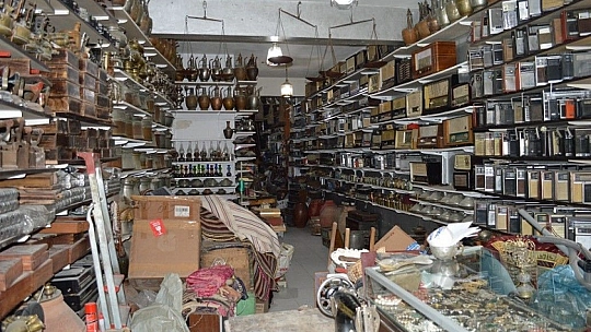 İspir: 'Elimde 300- 400 yıllık malzemeler var'