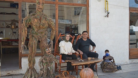 Ağaç Kökünden Gelen Sanat...