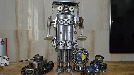 Güleç'in atık parçalarla yaptıklarına çok şaşıracaksınız!