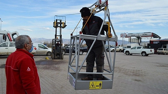 Güleç'in atık parçalarla yaptıklarına çok şaşıracaksınız!