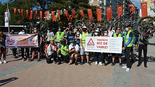 Çevre Haftası Nedeniyle Bisiklet Turu Düzenlendi