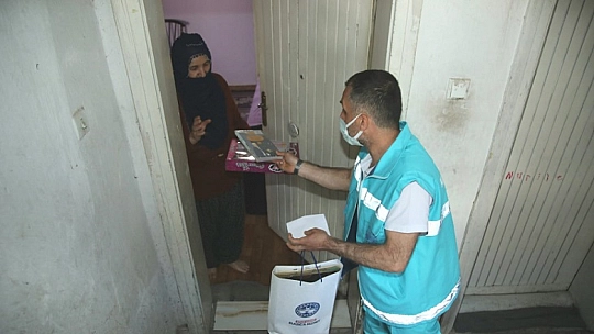 Elazığ Belediyesi'nden İhtiyaç Sahibi Aileler ve Engelli Vatandaşlara Bayram Hediyesi