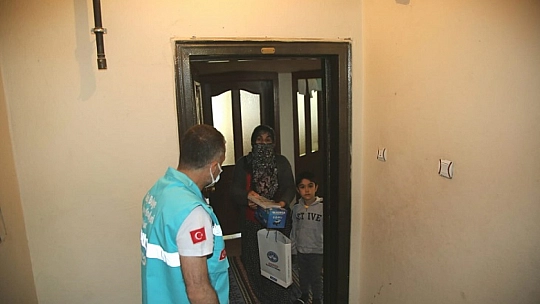 Elazığ Belediyesi'nden İhtiyaç Sahibi Aileler ve Engelli Vatandaşlara Bayram Hediyesi