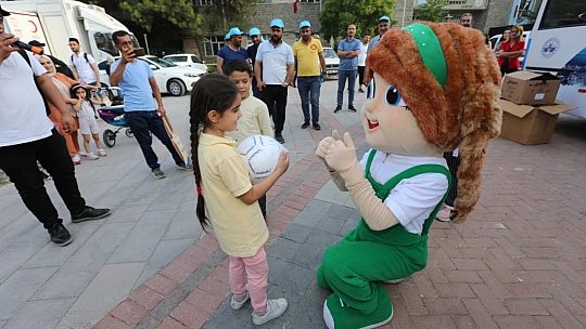 Elazığ Belediyesi'nin Çevre Haftası Etkinlikleri Devam Ediyor