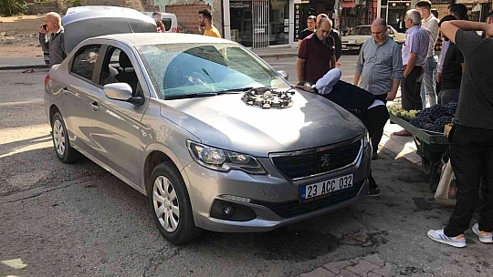 Elazığ'da motosiklet otomobille çarpıştı: 1 yaralı