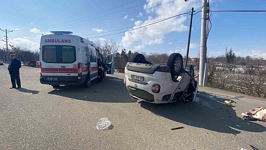 Elazığ'da trafik kazası: 1 ölü, 4 yaralı