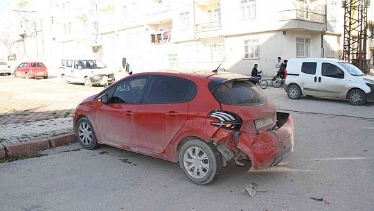 Elazığ'da zincirleme trafik kazası: 1 yaralı