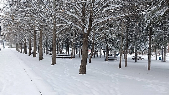 Powerbank gibi telefon geliyor