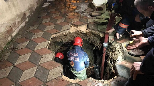 Evine Giderken Bir Anda Kendini Yeraltında Buldu