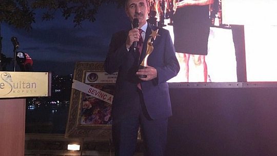 Fırat Üniversitesi Rektörü Prof. Dr. Fahrettin Göktaş, Yılın En Iyi Rektörü Seçildi