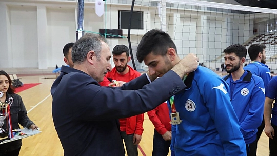 Elazığ'da şampiyon Fırat Üniversitesi