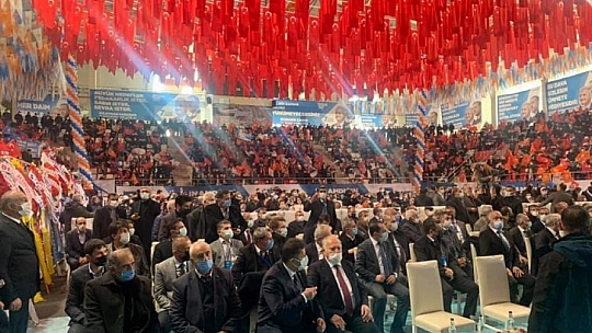 Bize yine hüzün düştü!