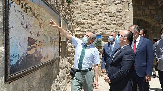 Harput'ta kazı sezonunu Vali Erkaya Yırık başlattı