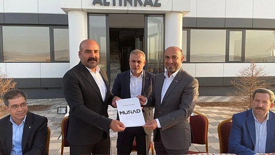 Milletvekili Bulut ve Başkan Gürkan'dan Türkiye'nin En Büyük Kaz Çiftliğine Ziyaret