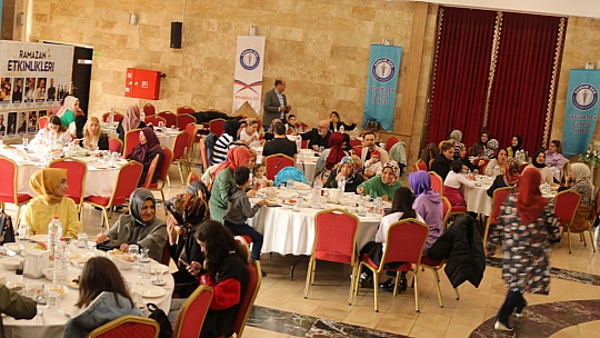 Elazığ Sağlık-Sen'den Hemşireler Ebeler ve Anneler Günü Kutlama Etkinliği