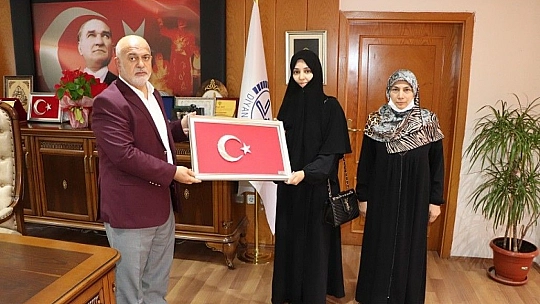 Kur'an-I Kerim'i Güzel Okuma Bölge Birincisi Elazığ'dan