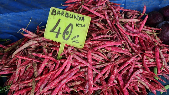 Bu Pazar Başka Pazar!