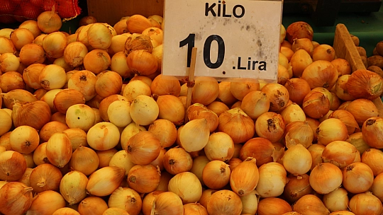 Bu Pazar Başka Pazar!