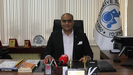 Fırat: 'Bizi Sadece Bir Güne Sığdırmayın'