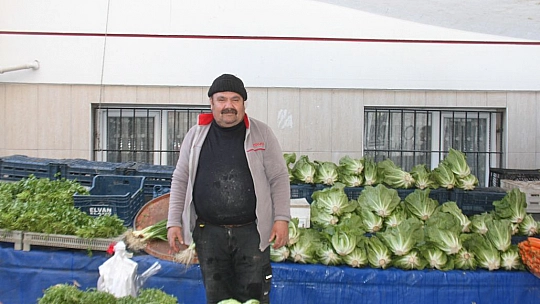 Müjde! Pazarda Fiyatlar Yarı Yarıya Düştü!