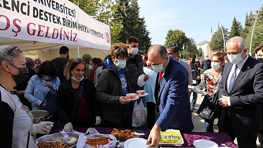Hülya Göktaş: Öğrencilerimize Anne Şefkati Göstermek İçin Elimizden Geleni Yapıyoruz