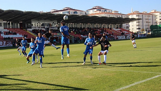 Umutlar 90+3'te yıkıldı!