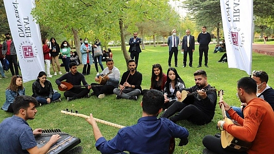 Fırat Üniversitesi'nden Nota Sesleri Yükseldi