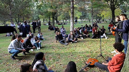 Fırat Üniversitesi'nden Nota Sesleri Yükseldi