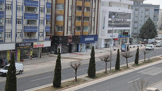 Elazığ'da Kar Yağışı Başladı