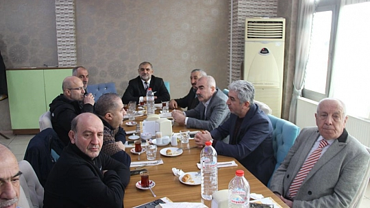 Karakoçanlı İş İnsanları Kahvaltıda Buluştu