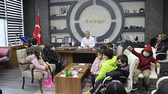 İlkadımlar Anaokulu Öğrencilerinden Hakimiyet'e Ziyaret