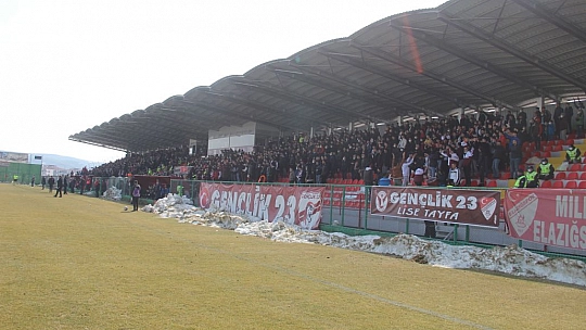 Gakgoş ağır yaralı!