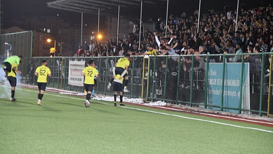 Şampiyon Aksaray Gençlik