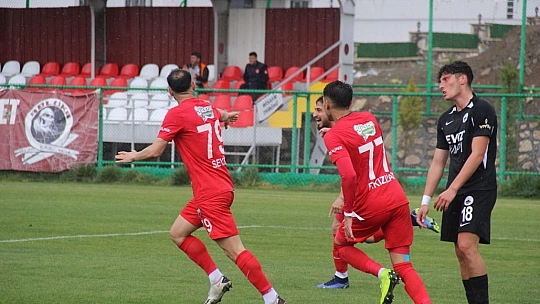 HD Elazığ Karakoçan FK: 3 – Kuşadasıspor: 2