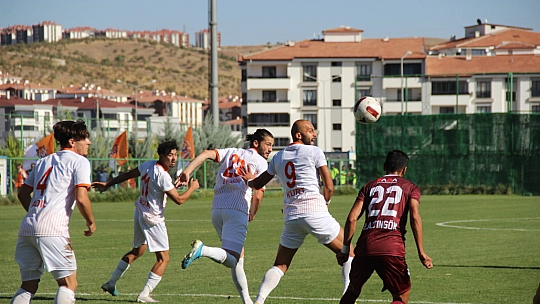23 Elazığ evinde dağıldı!