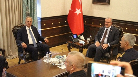 Vali Toraman: 'El Birliğiyle, Gönül Birliğiyle Hizmet Edeceğiz'