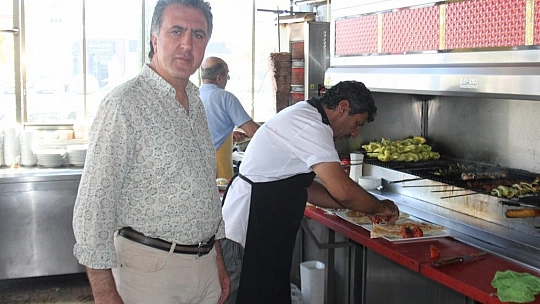 20 Yıldır Değişmez Lezzetleri Sunan 'Sarı Papiyon' Yeni Yerinde Hizmete Başladı