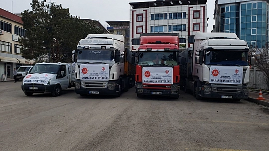 Elazığ'dan İdlib'e 3 Tır Yardım Malzemesi Gönderildi