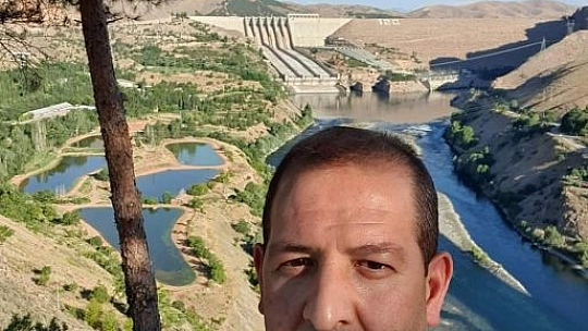 Lisede çalışan hizmetli odasında ölü bulundu