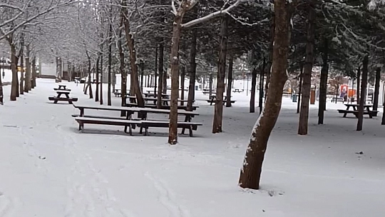 Powerbank gibi telefon geliyor