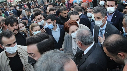 'Başbakan Meral' Sloganıyla karşılanan Akşener' e Yoğun İlgi