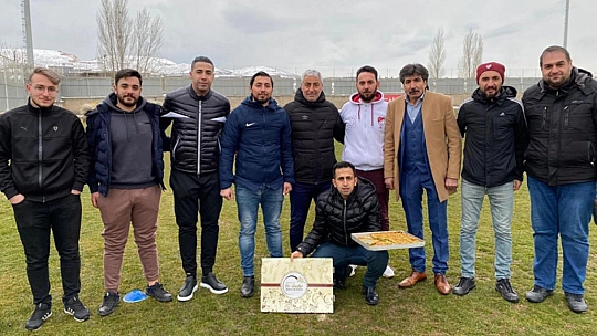 Milliyetçi Elazığsporlular'dan tatlı ziyaret