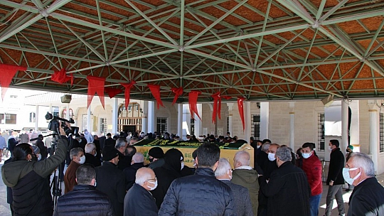 İhsan Uğur, son yolculuğuna uğurlandı