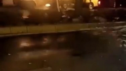 Park halindeki pikap alev alev yandı