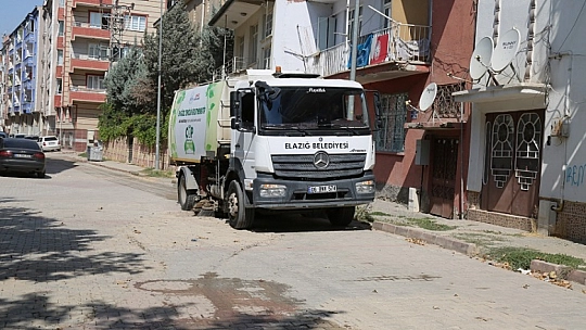Rüstempaşa Mahallesi'nde Kapsamlı Temizlik