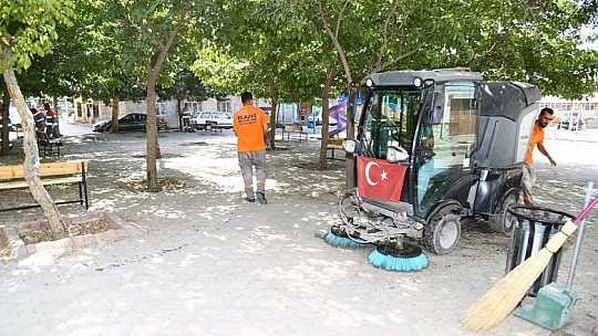 Rüstempaşa Mahallesi'nde Kapsamlı Temizlik
