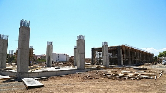 Traktörcüler Sitesi İnşaat Çalışmaları Devam Ediyor