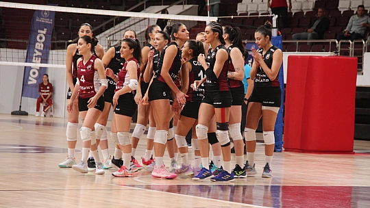 Bordo, kötü başladı