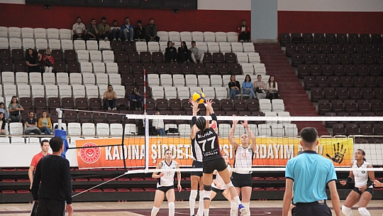 Bordo, kötü başladı